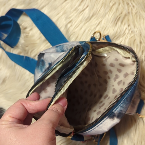 Crossbody KEDZIE BAG PURSE - Picture 5 of 5